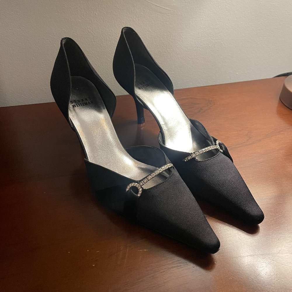 NWOT Stuart Weitzman Black Satin Pointed Toe Heels 8